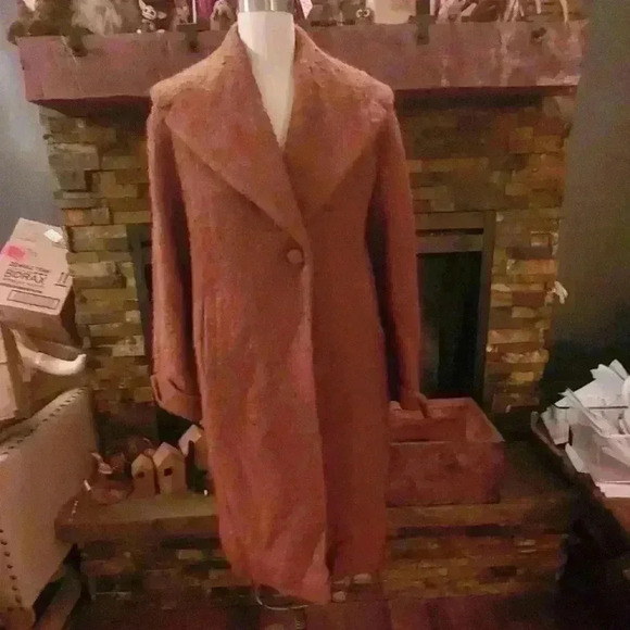 Vintage wool coat. - Picture 1 of 4